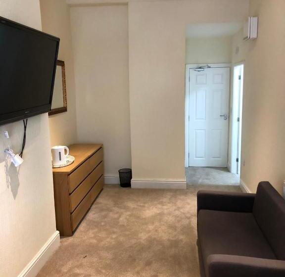 住宿加早餐  Wellington Tavern Accommodation