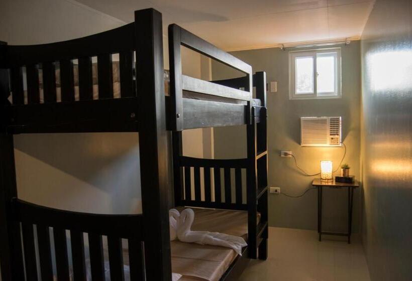 هاستل Parmview Inn