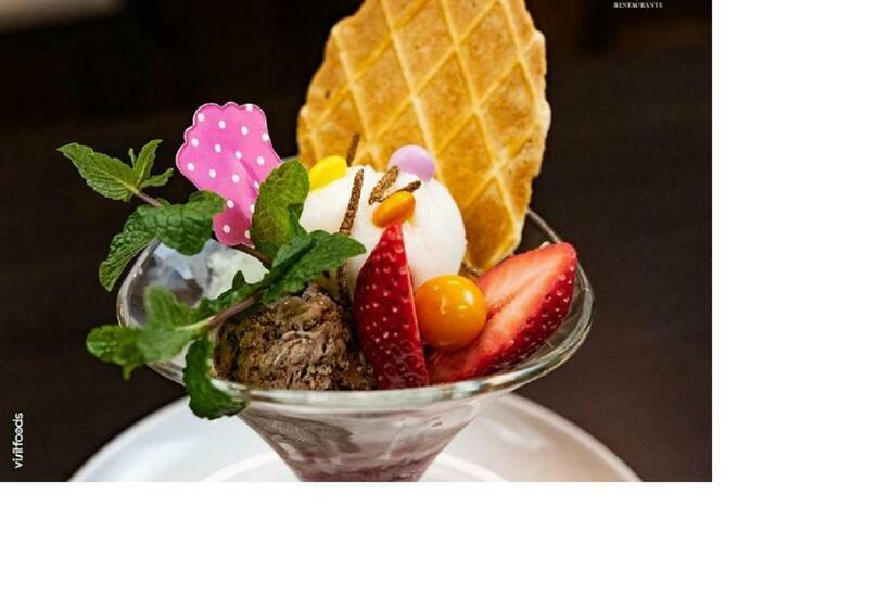 فندق صغير Wood Steel & Glass