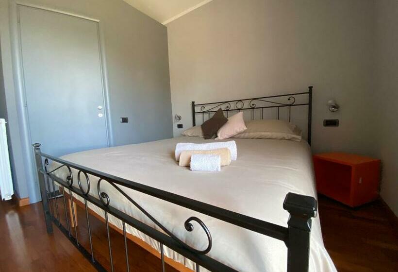 مبيت وإفطار Alex Room Airport