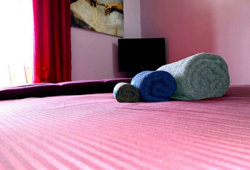 مبيت وإفطار Alex Room Airport