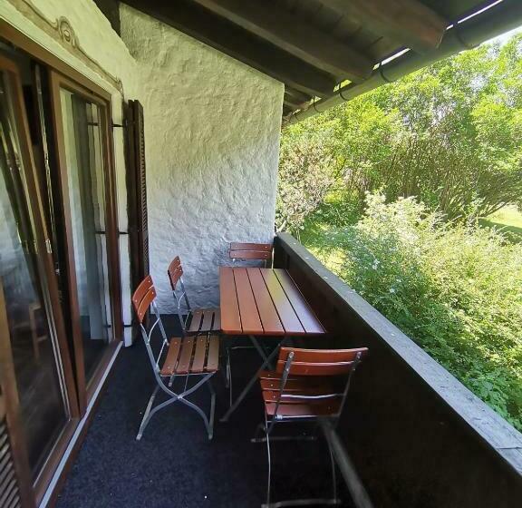 צימר Pension Almhof Baumgarten