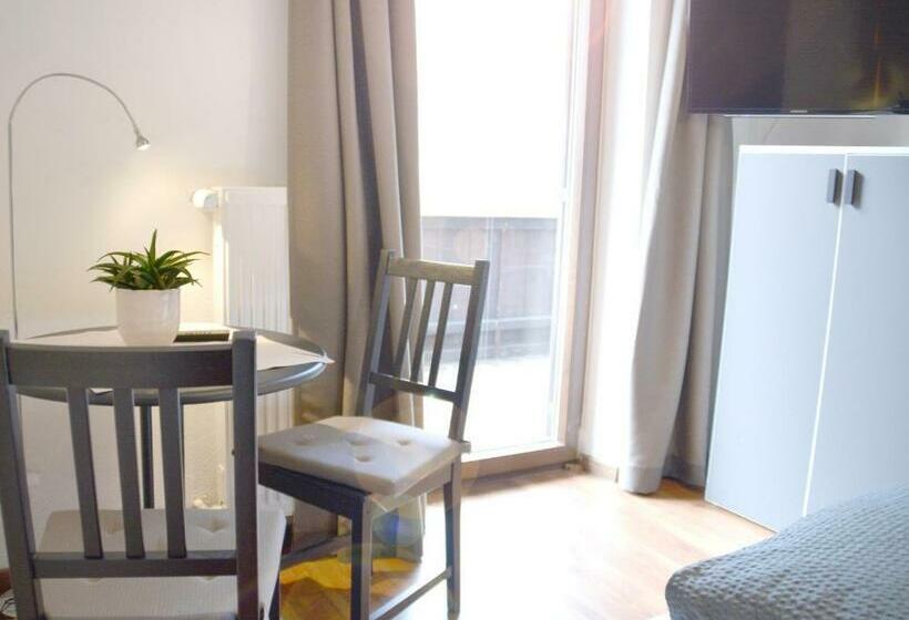 צימר Pension Almhof Baumgarten