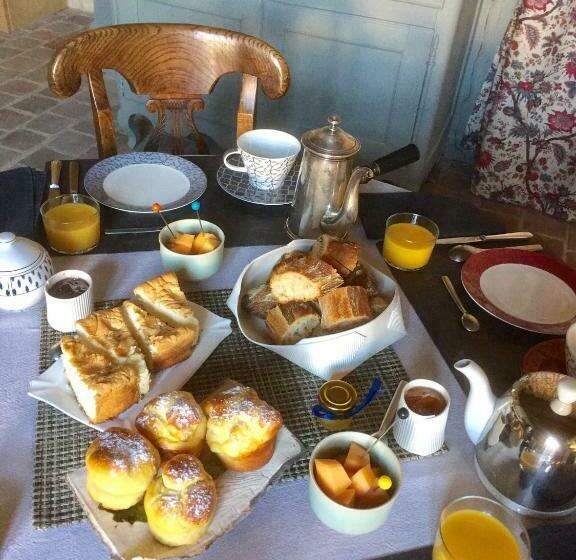 住宿加早餐  Chambres D Hôtes La Borderie Du Gô Près De La Rochelle   Nieul