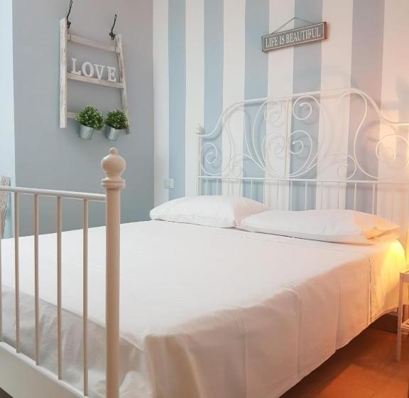 مبيت وإفطار Hercules House   Il Riposo Degli Eroi