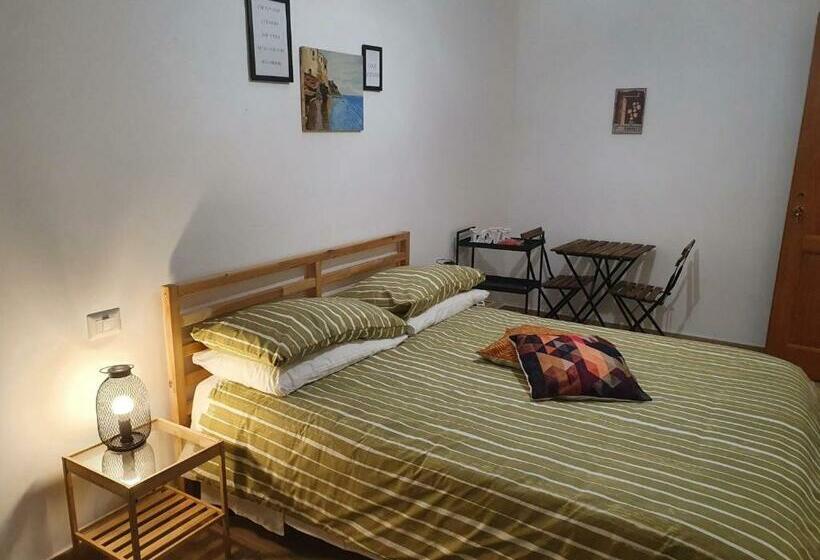 مبيت وإفطار Hercules House   Il Riposo Degli Eroi