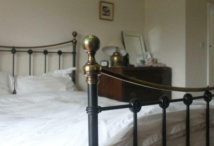 مبيت وإفطار Ivy Cottage B And B