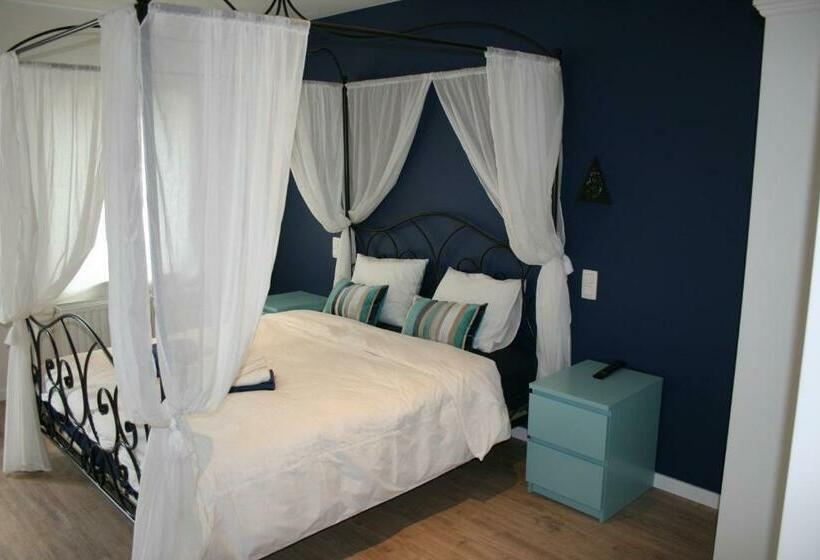 Bed and Breakfast La Ferme Remue