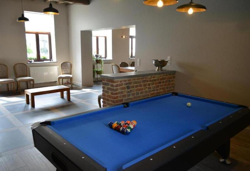 Bed and Breakfast La Ferme Remue