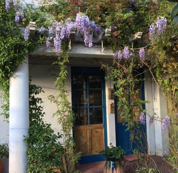 민박 Les Camélias