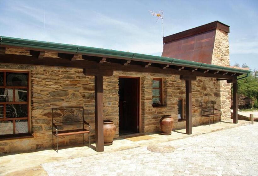 مبيت وإفطار O Casario