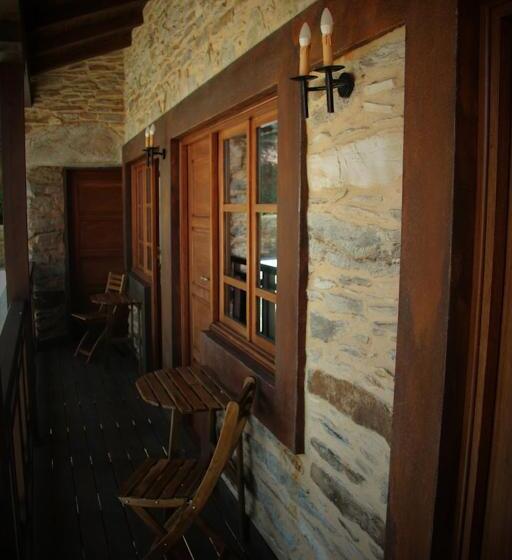 مبيت وإفطار O Casario