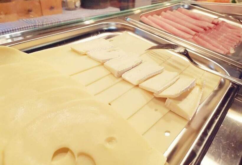 צימר Pension Almhof Baumgarten