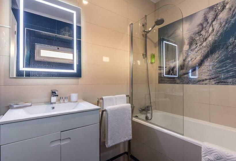 ベッドアンドブレックファースト Suites @ Portarade