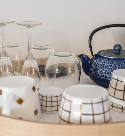 민박 Suites @ Portarade