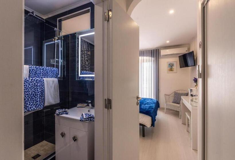 ベッドアンドブレックファースト Suites @ Portarade