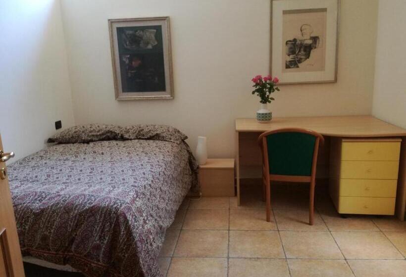 צימר The Orange Groove