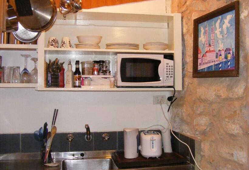 住宿加早餐  Trevalia Accommodation