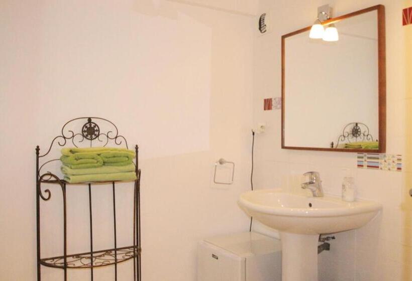 Bed and Breakfast Villa Ghiatone