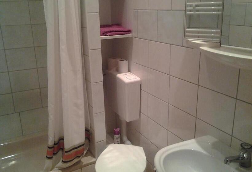 住宿加早餐  Zur Alten Eiche