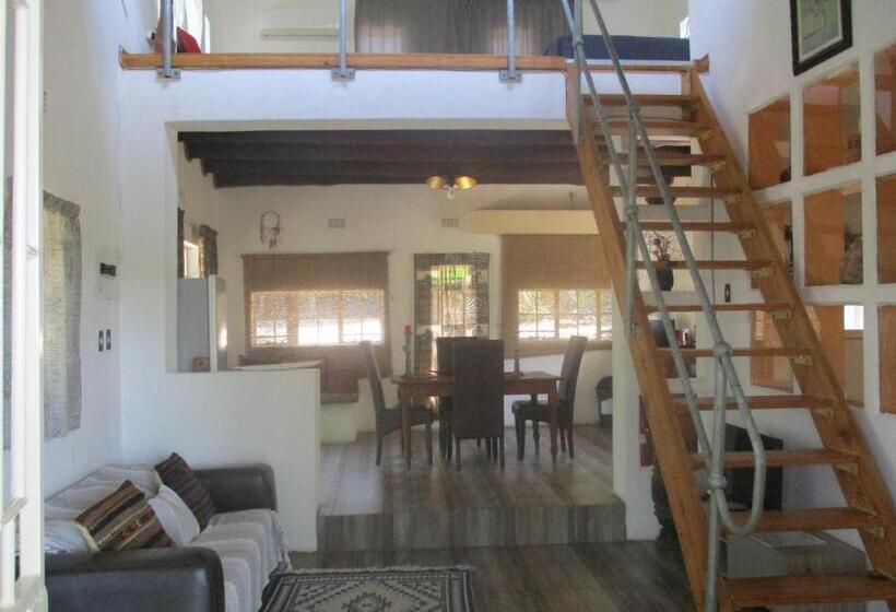 בית מלון כפרי Leopard Tree Retreat