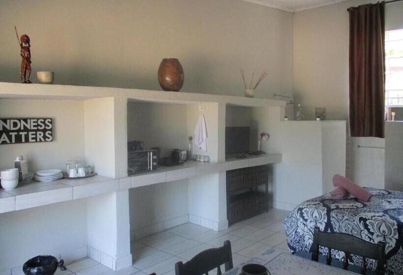 בית מלון כפרי Leopard Tree Retreat