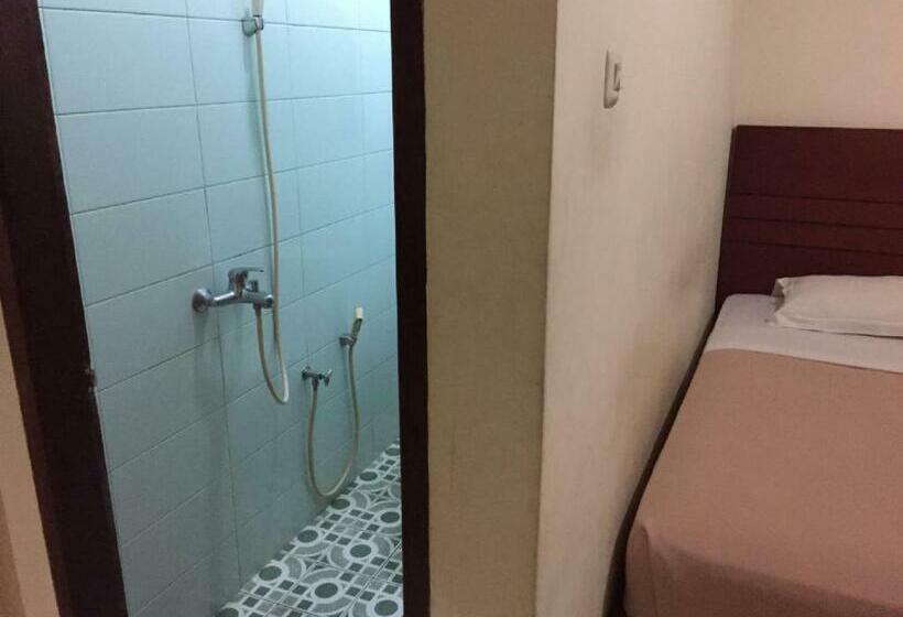 Отель Mario Parepare