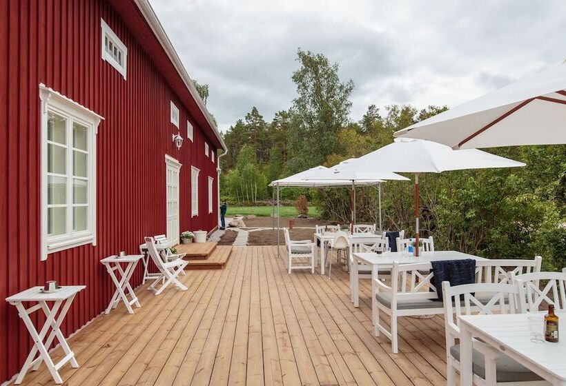 בית מלון כפרי Tackork Gård & Marina