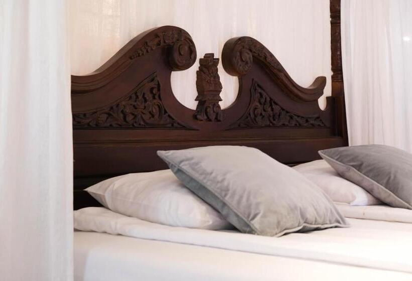 בית מלון כפרי Tackork Gård & Marina