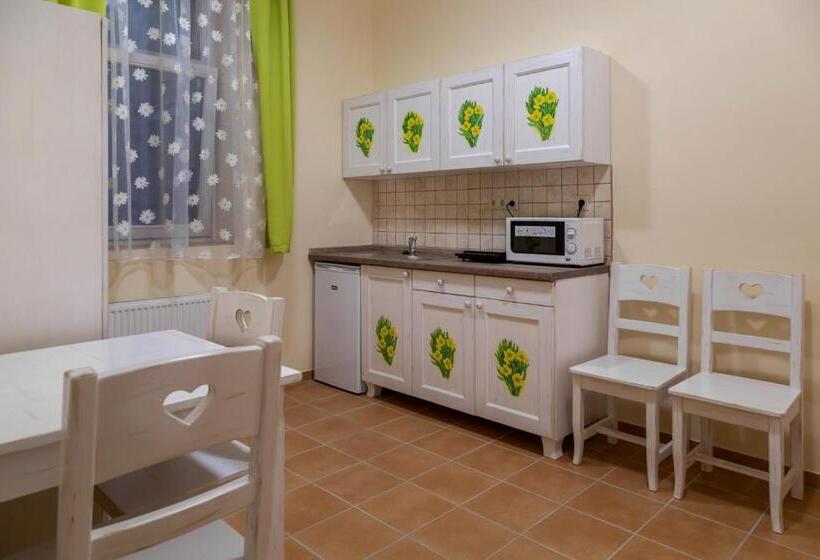 פנסיון Balzsam Apartmanház