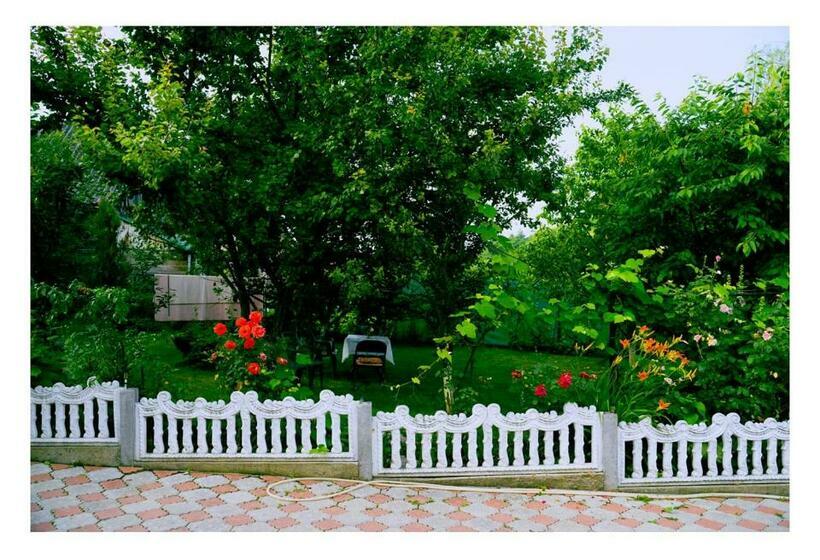 بنسيون Casa Ana