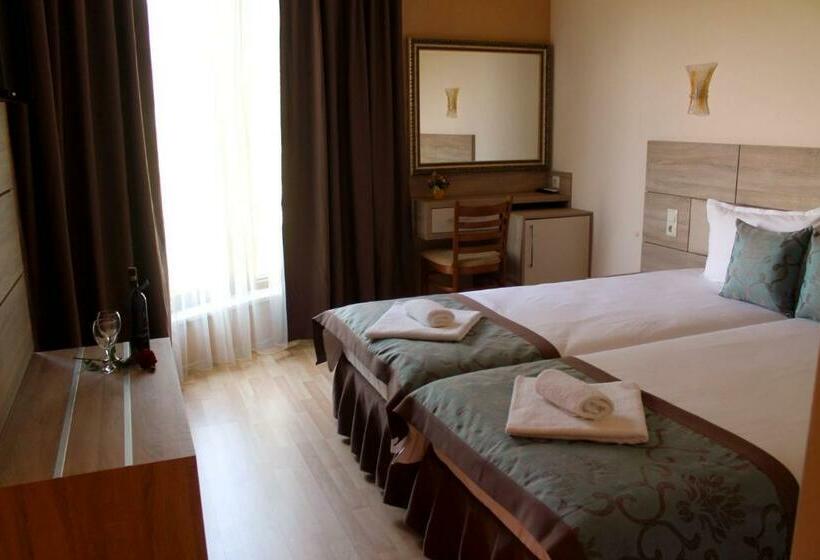 펜션 Garden Guest House