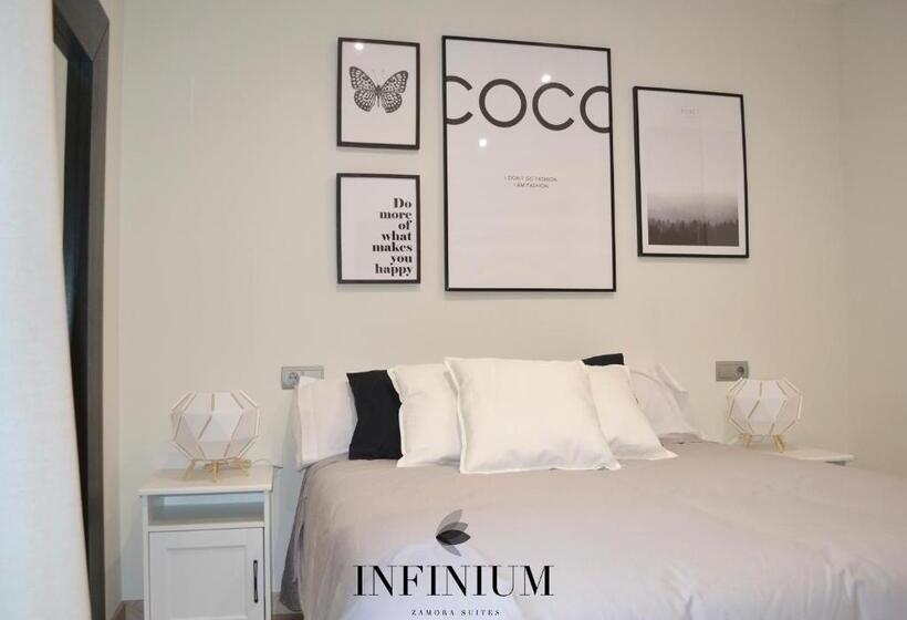 פנסיון Infinium Zamora Suites