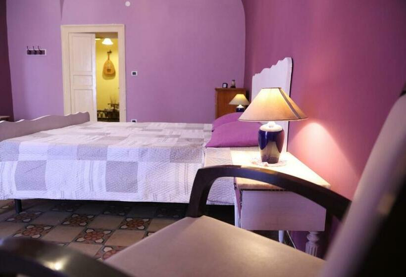 بنسيون La Locanda Del Centro Storico