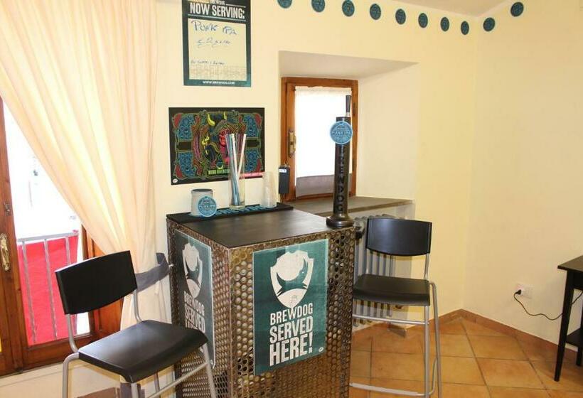 بنسيون La Sosta Navarra Bed & Beer