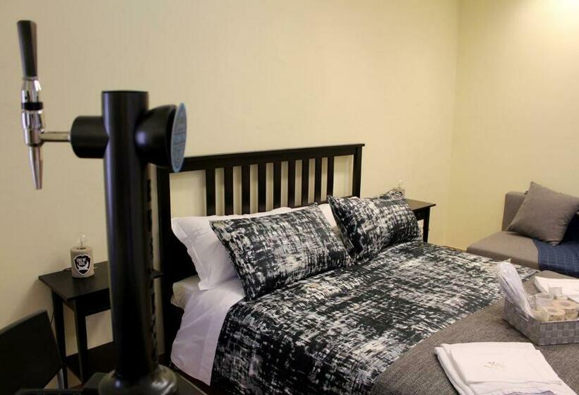 بنسيون La Sosta Navarra Bed & Beer