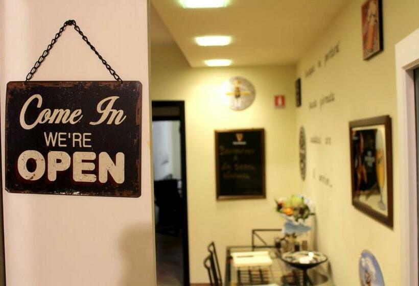 膳宿费 La Sosta Navarra Bed & Beer