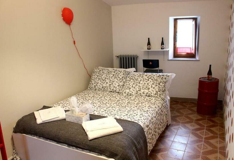 بنسيون La Sosta Navarra Bed & Beer