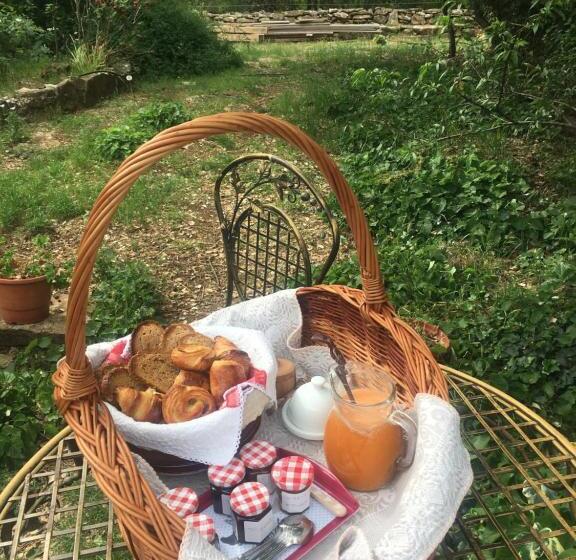 펜션 Les Insolites De Taracopala