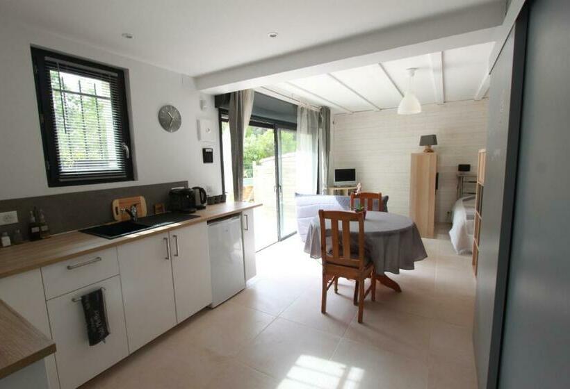 פנסיון Maison D Hôtes Les Jardinettes En Luberon