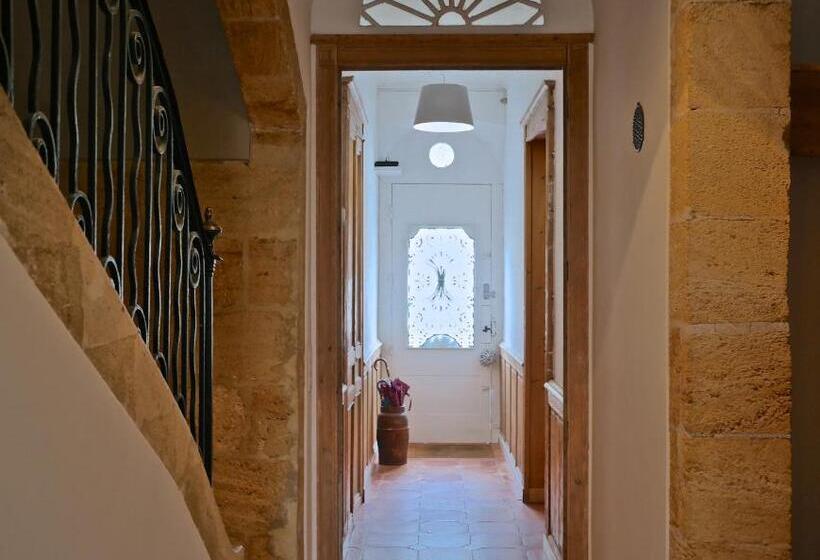 פנסיון Maison De Maître Elegia