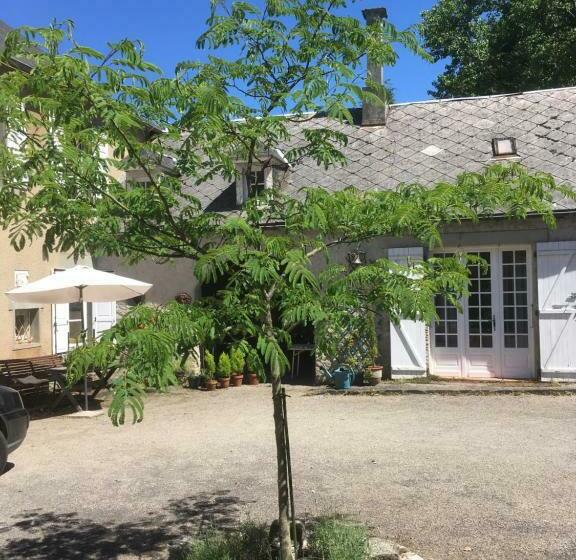 بنسيون Maison Lyre, Pompadour