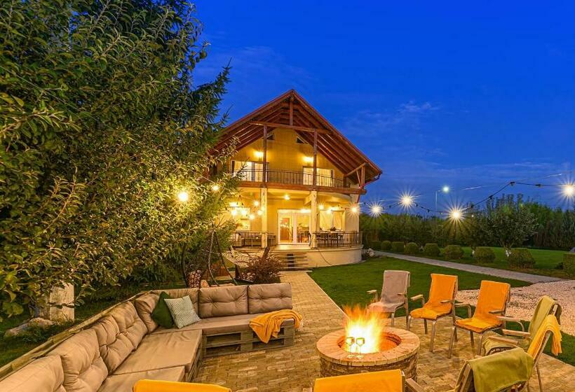 펜션 Orchard Villa