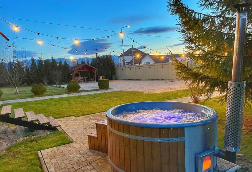 펜션 Orchard Villa