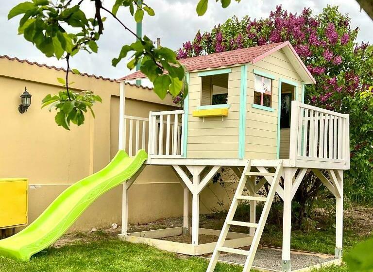 펜션 Orchard Villa