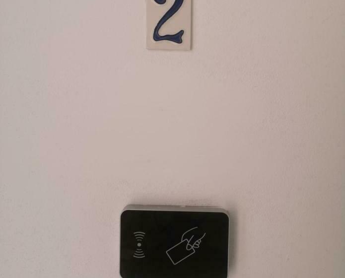 Пансион Pink House Garden