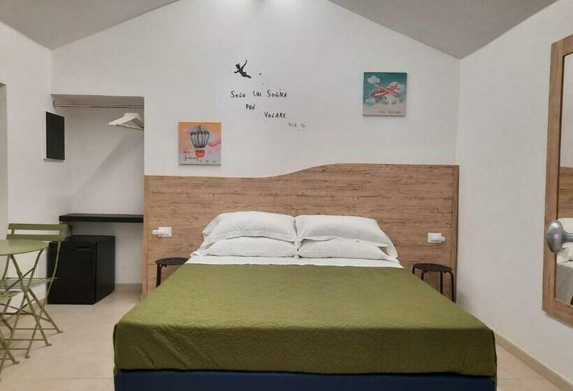 Пансион Pink House Garden