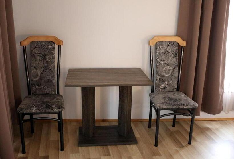 Пансион Sörpatika Vendégház