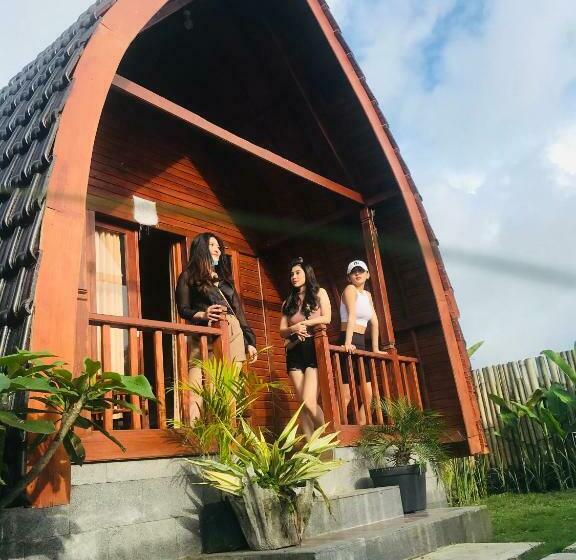 פנסיון Volcano Valley