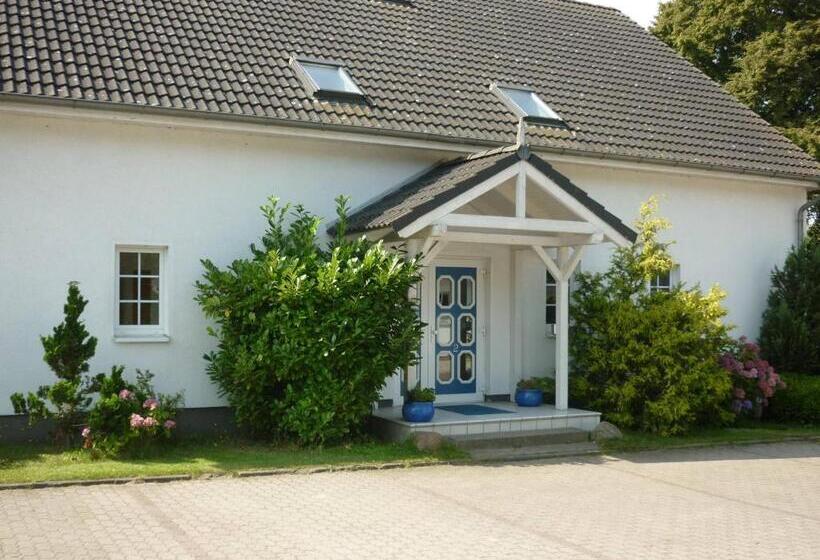 Pension Zum Leuchtturm